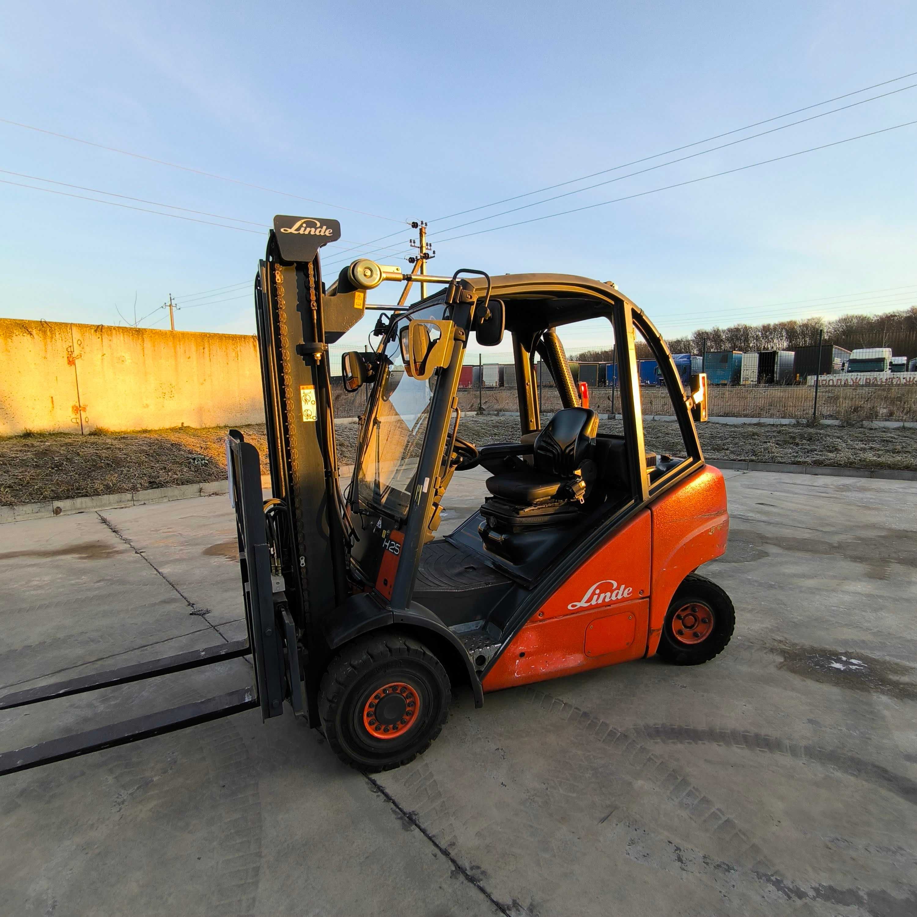 Дизельний навантажувач Linde 2.5тон
