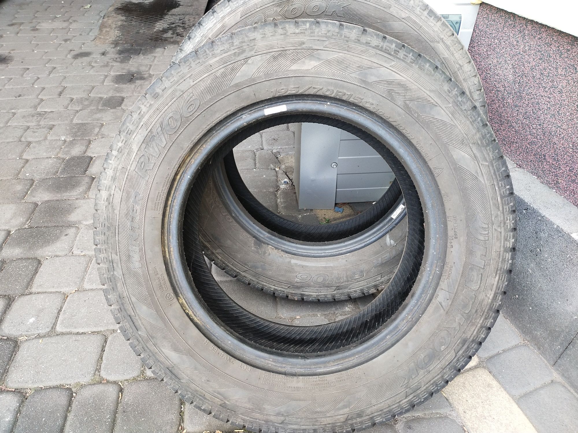 Opony Dostawcze Zimowe Hankook 195/70/15 C