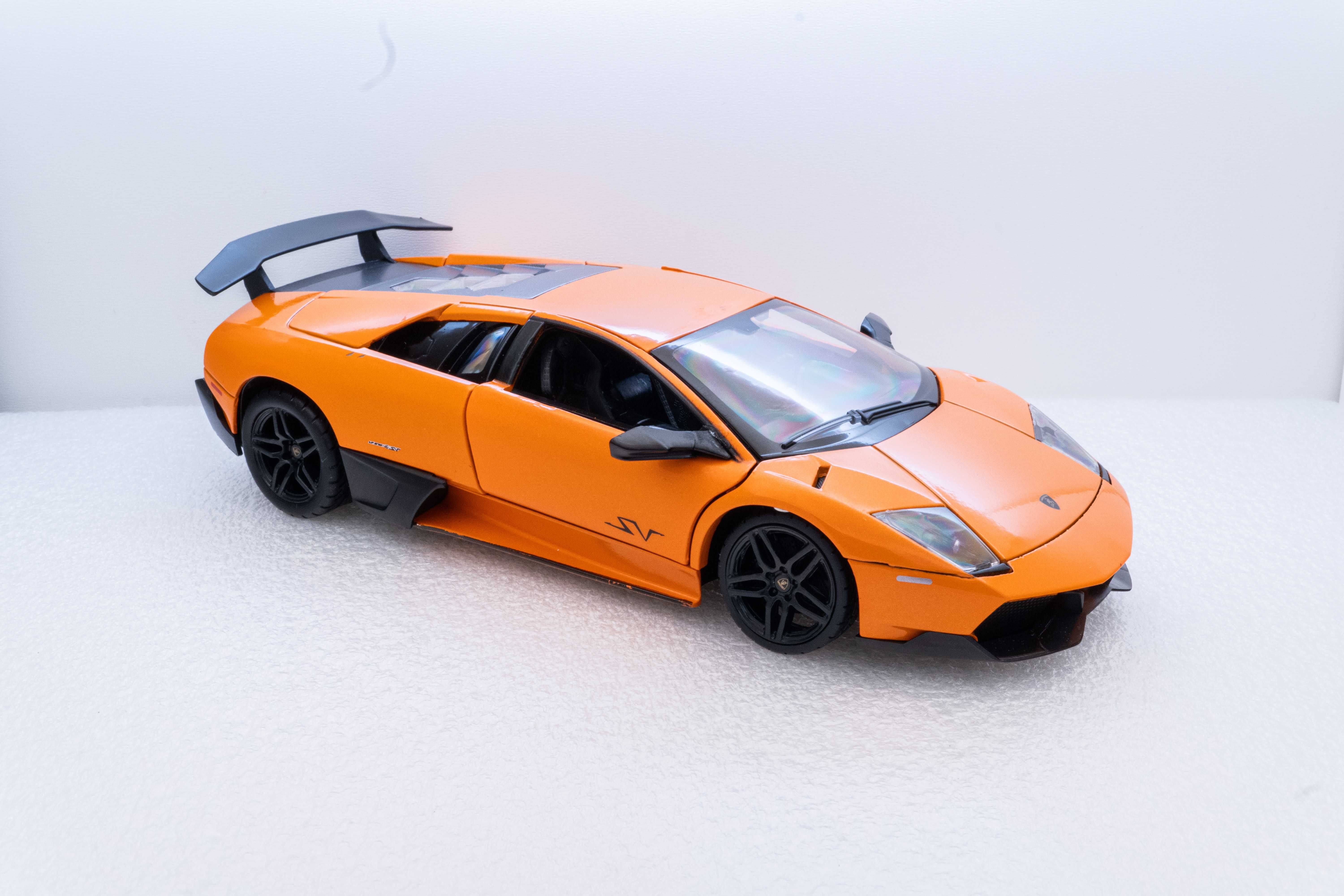 Model Lamborghini Murcielago LP 670–4 SuperVeloce Arancio Atlas