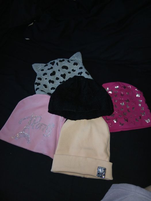 Шапочки на дівчинку 44-50