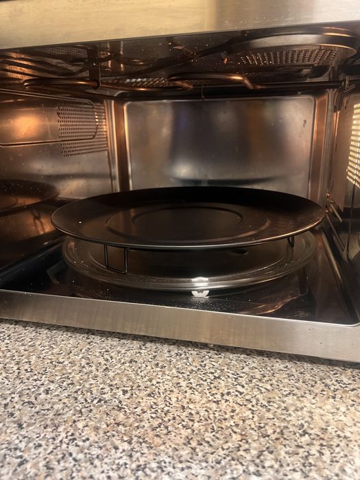 Microonda 30lts Becken Usada