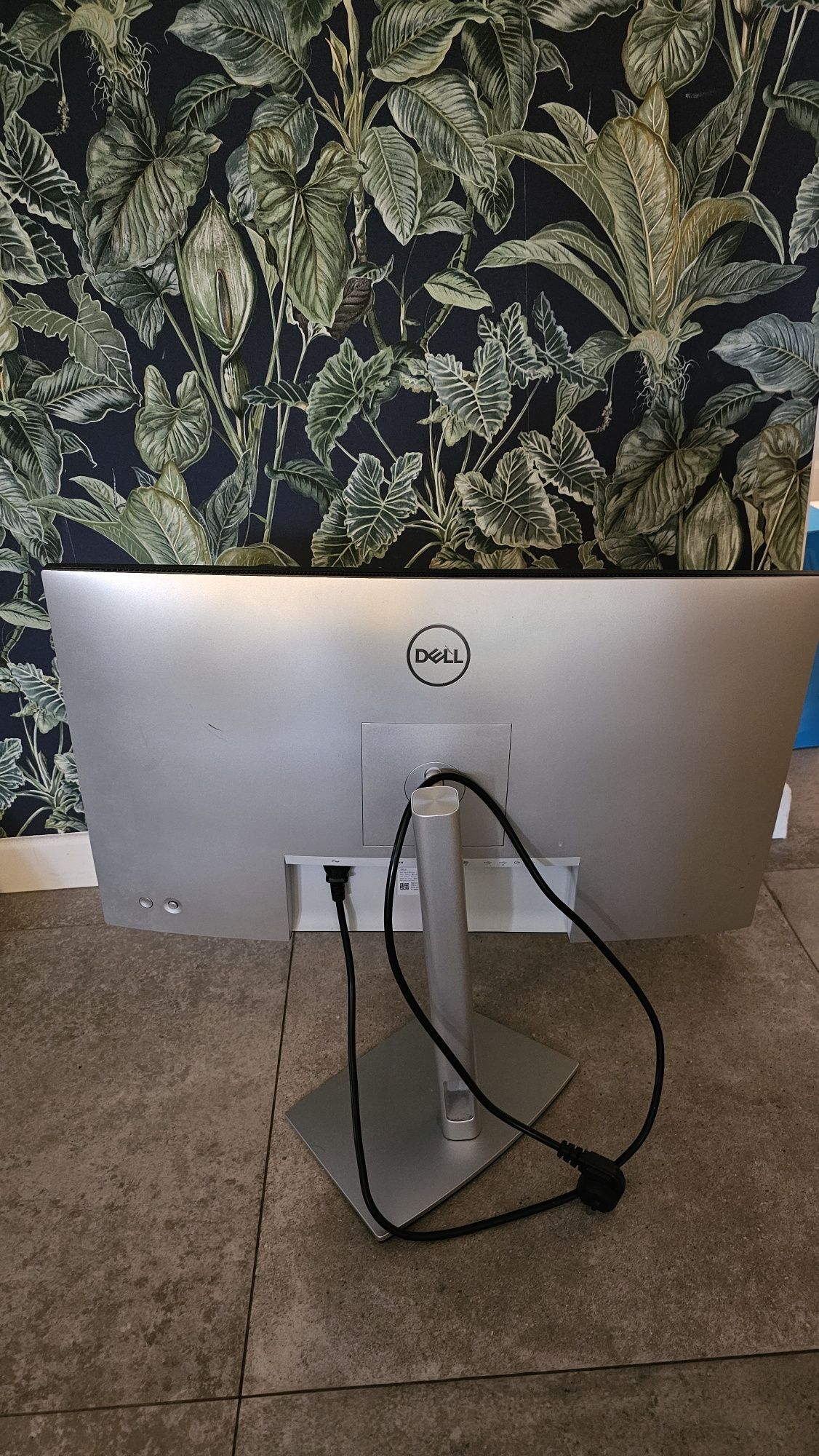 Monitor DELL uszkodzony UltraSharp U2722D 27" 2560x1440px IPS