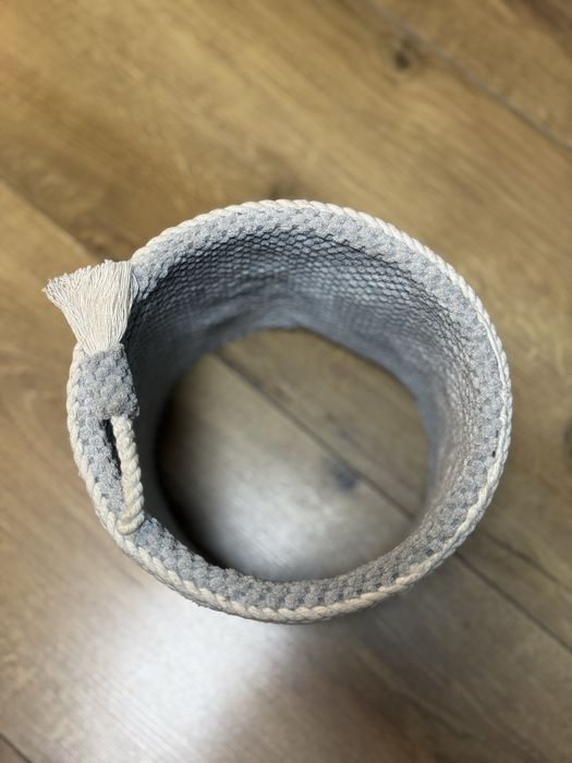 Когтеточка-тунель для котів 22×22 см — з іграшкою, гарний стан