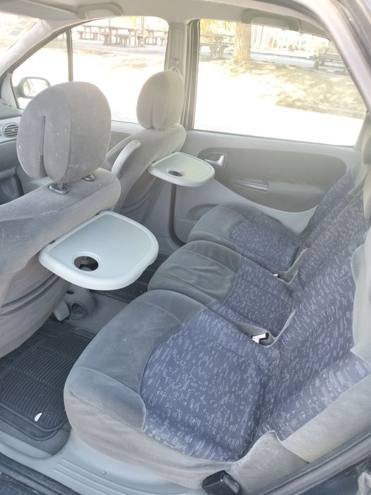 Renault Scenic 1.9 DCI