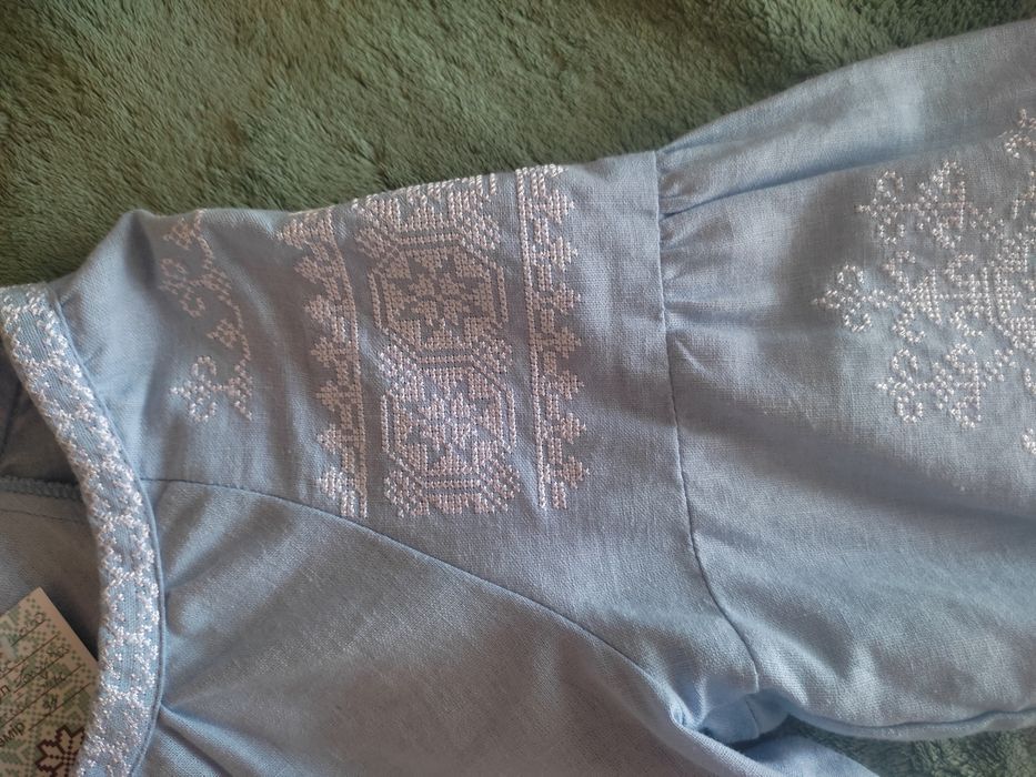 Вишиванка жіноча s-m