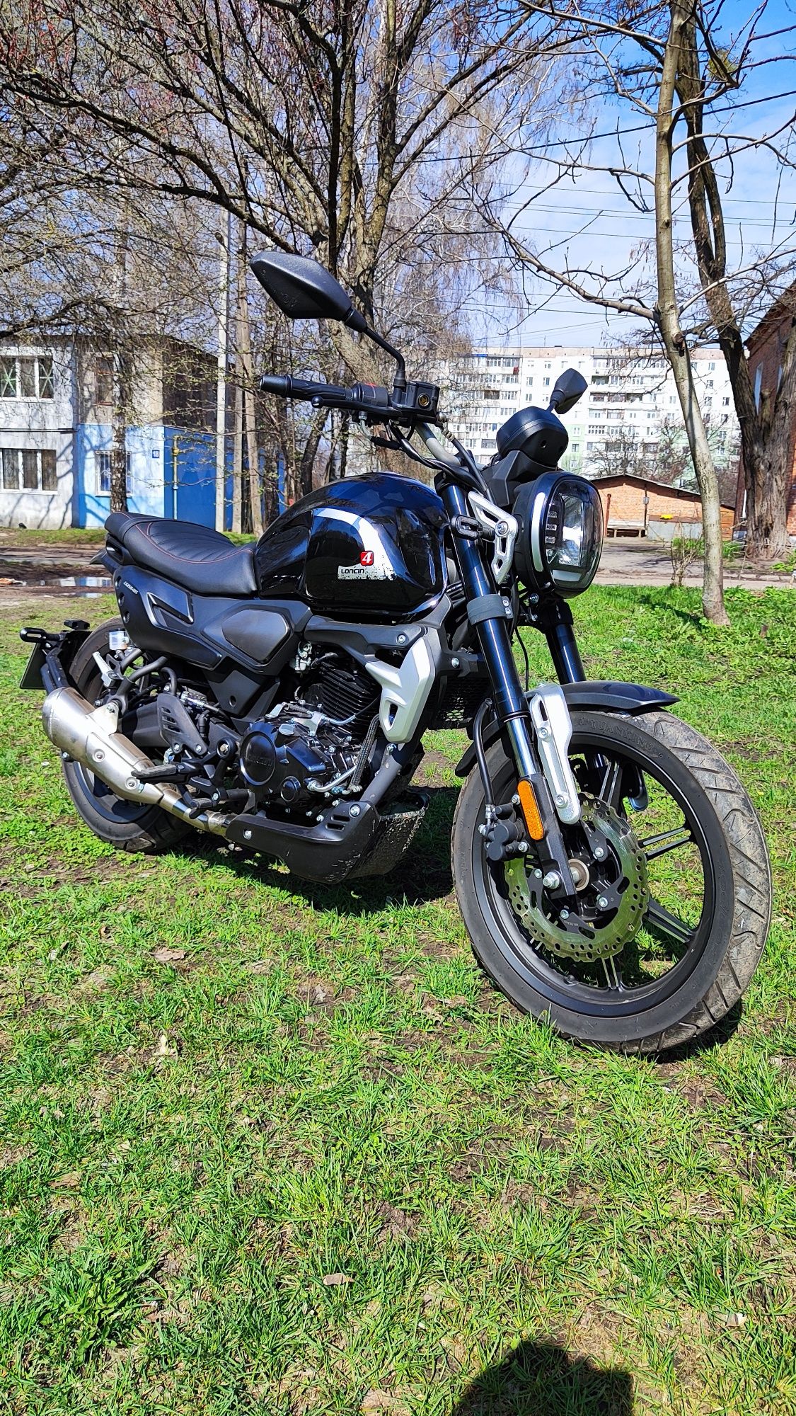 Продам мотоцикл Loncin LX250AC