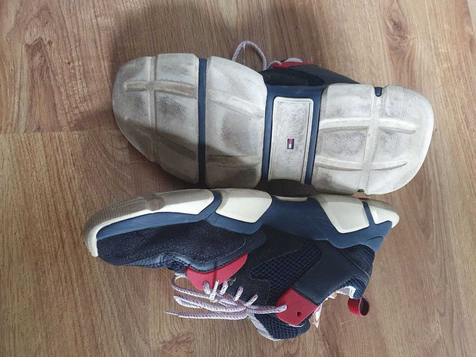 Tommy Hilfiger FM0FM02887 (rozmiar 45) — używane