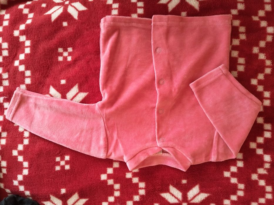 Komplet - śpioszki i kaftanik.