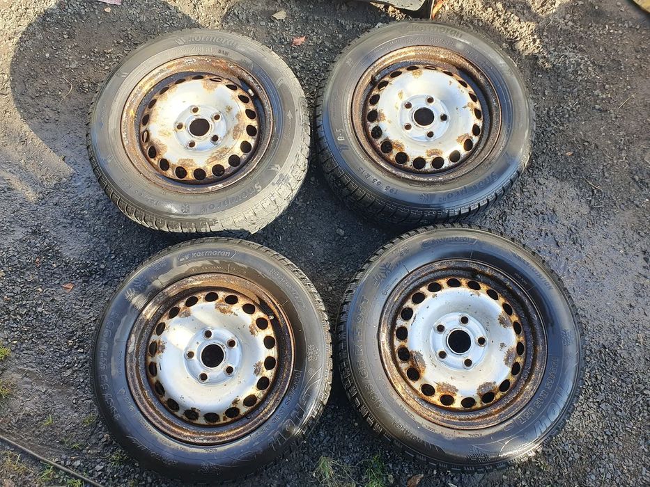 PASSAT B5 4X KOŁA FELGI 15&quot; 5x112 OPONY ZIMOWE KORMORAN 195/65/R15 OK. 7mm 2x2017r 2x2020r VOLKSWAGEN