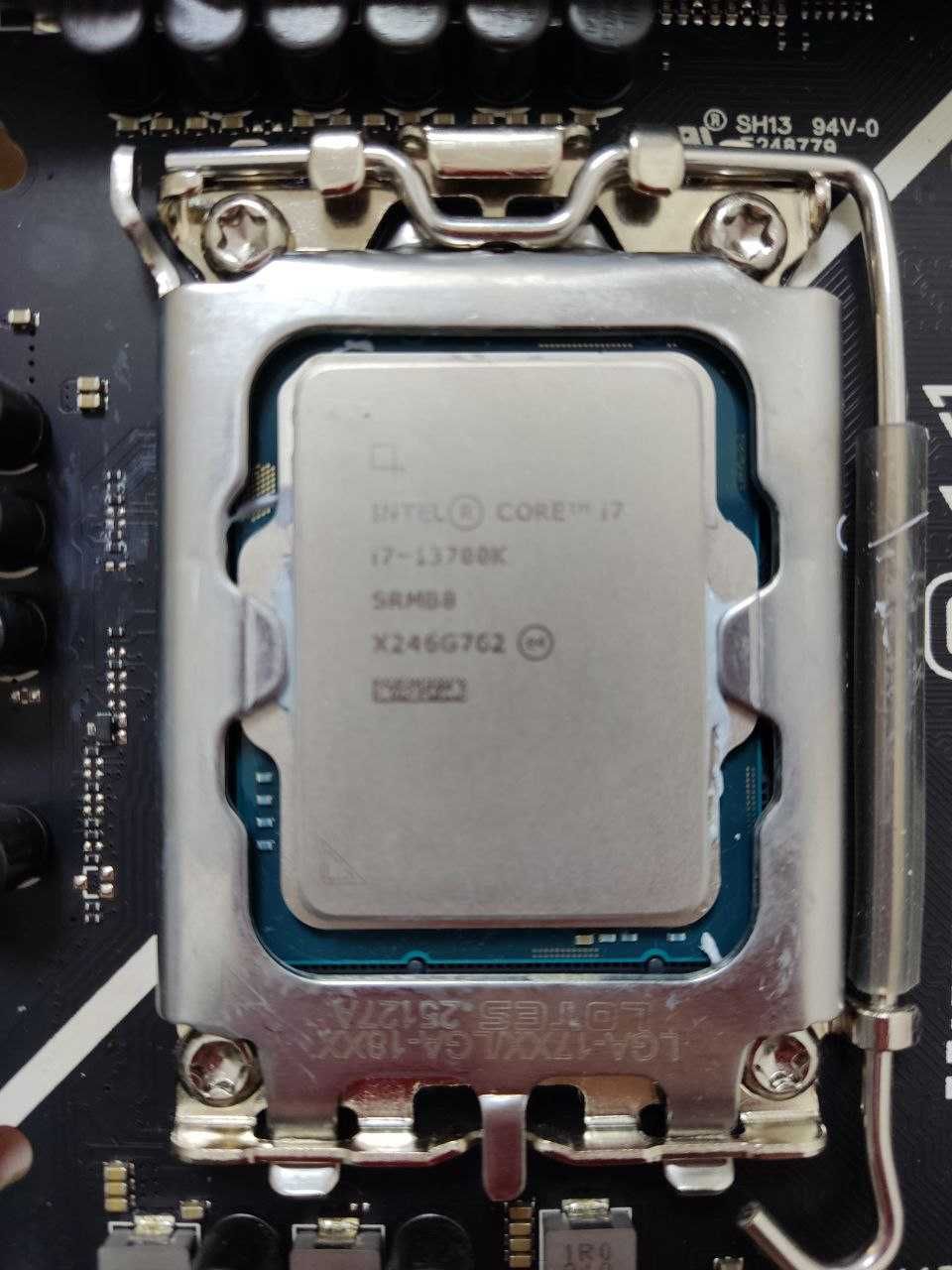 Intel Core i7 13700KF/Гарантія