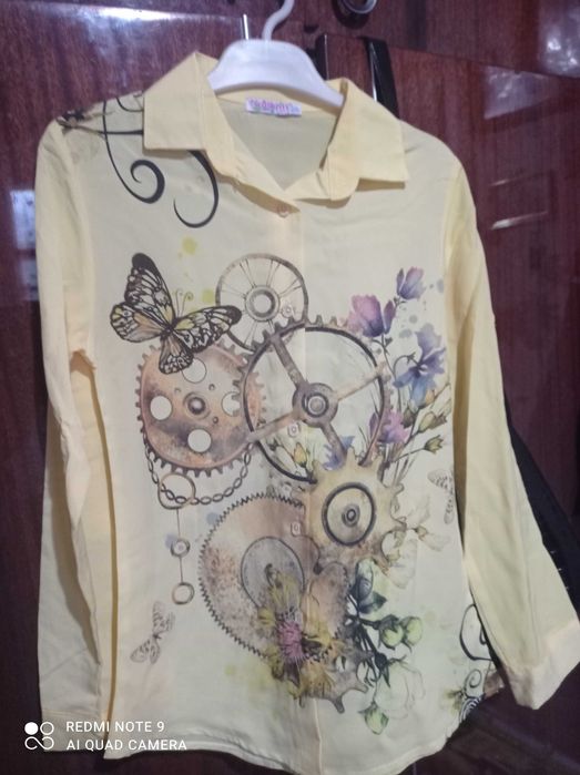 Блуза для дівчаток 6-10 років, нова, розміри є.