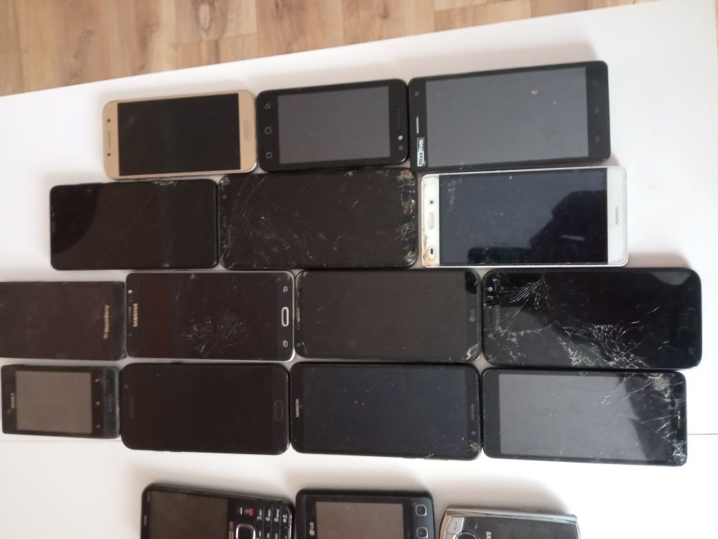 Telefony komórkowe