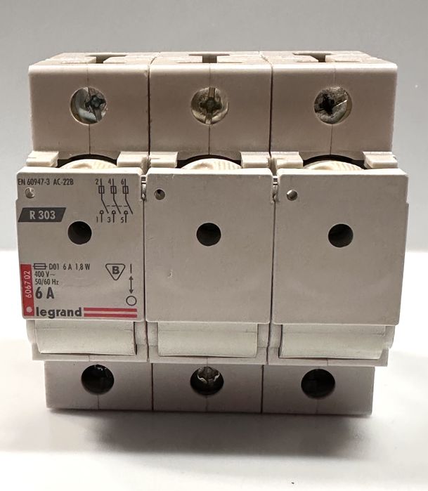 Rozłącznik bezpiecznikowy  3P 6A D01 R303