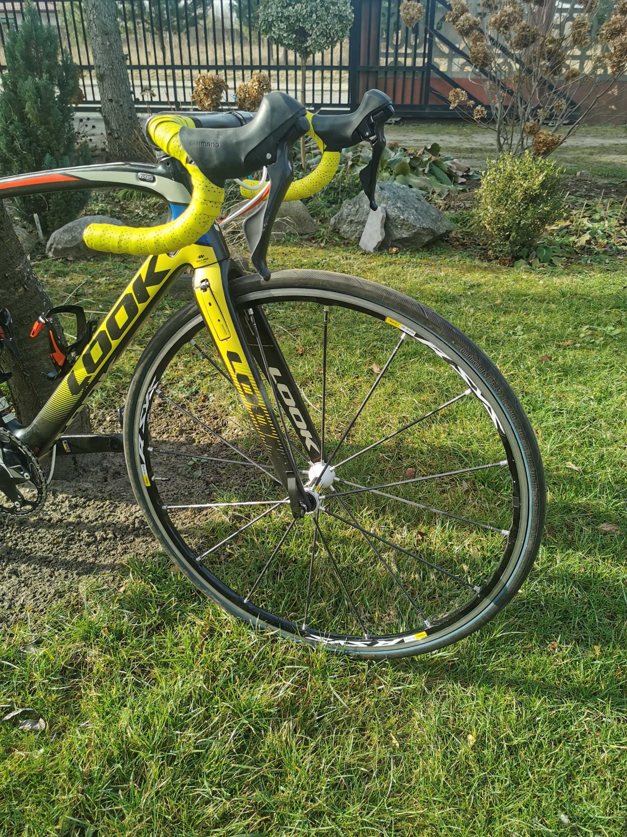 Look 695 ful carbon