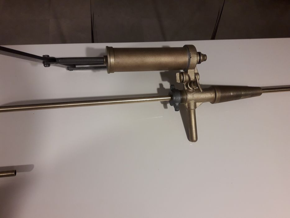 Stara Ręczna Pompa do  beczki