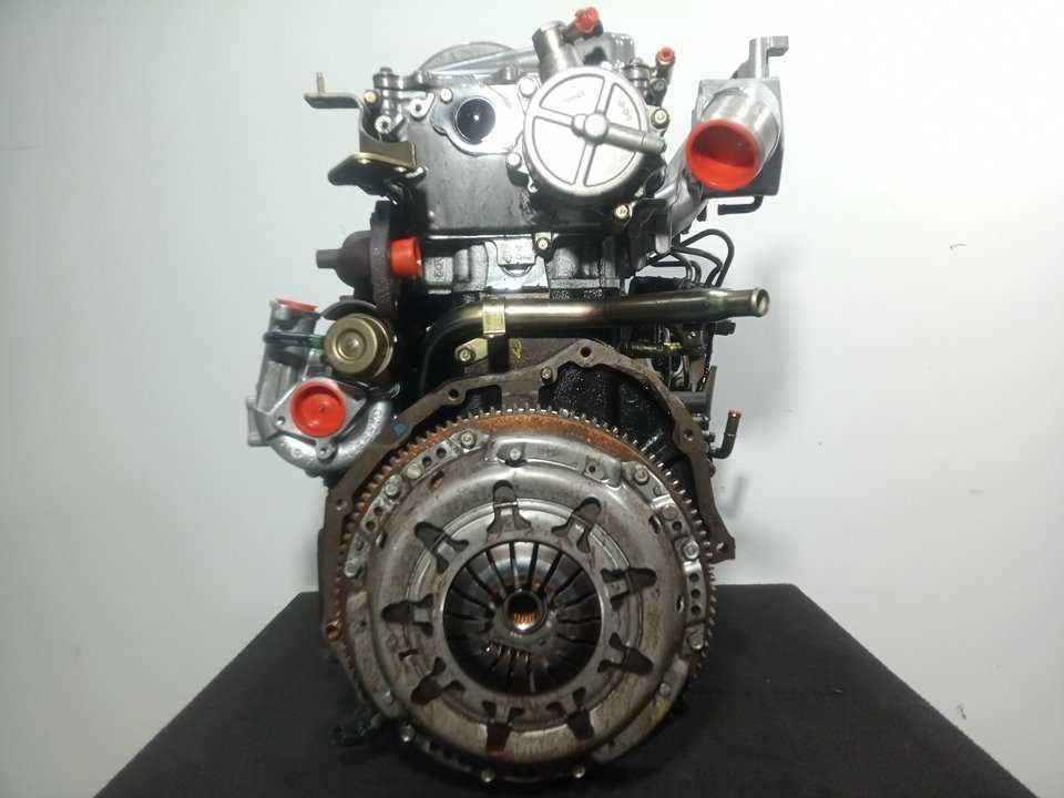 Motor Nissan Almera e Tino 2.2 Di   YD22