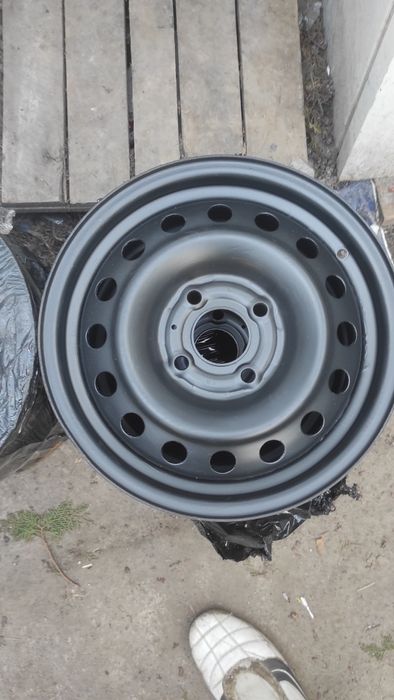 Диски Ниссан Тііда/Альмера/NV-200/Лачетти;4×114.3/R15/5.5J/ET40/ЦО66.1