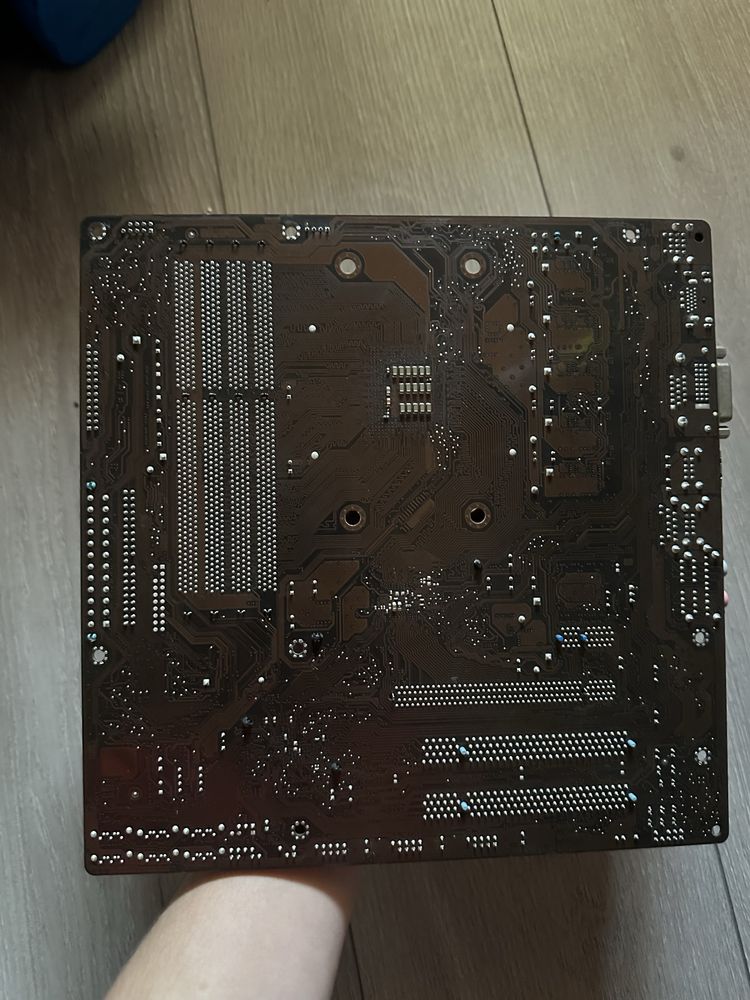 Материнская плата Asus M4A78L (sAM3+, AMD 760G, PCI-Ex16)