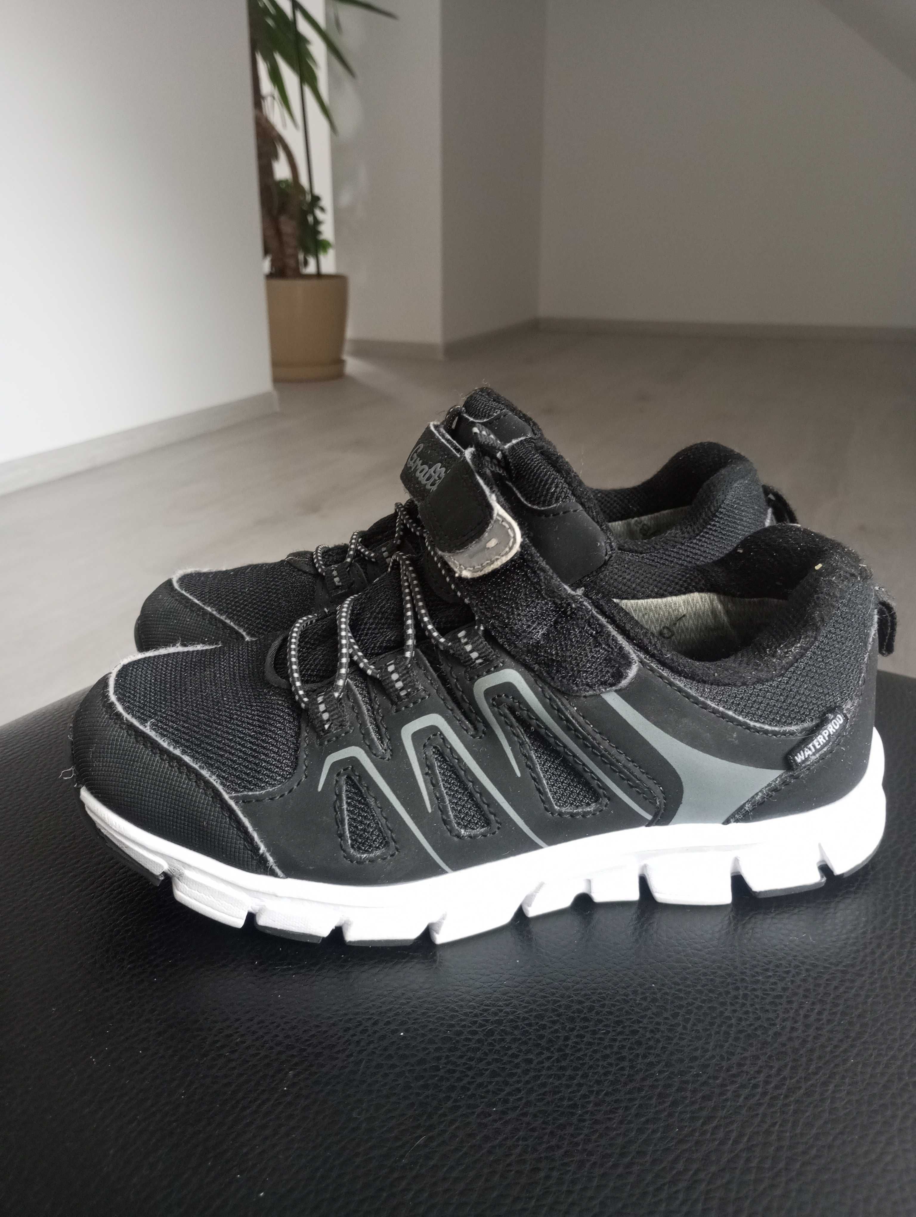 Buty sportowe adidasy chłopięce Graffiti R. 34 stan BDB
