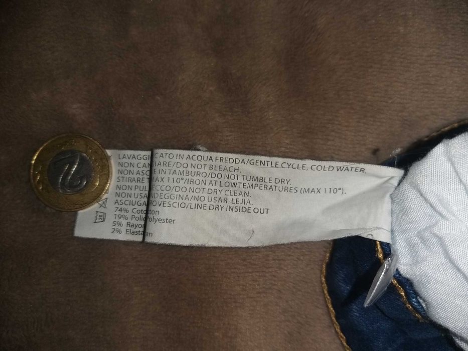 Bardzo Krótkie Spodenki Jeans