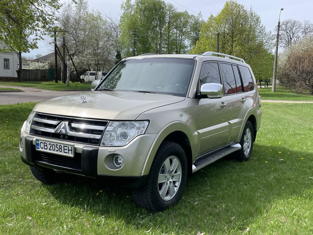 Mitsubishi Pajero 3.0 бенз-газ Паджеро Вагон 4