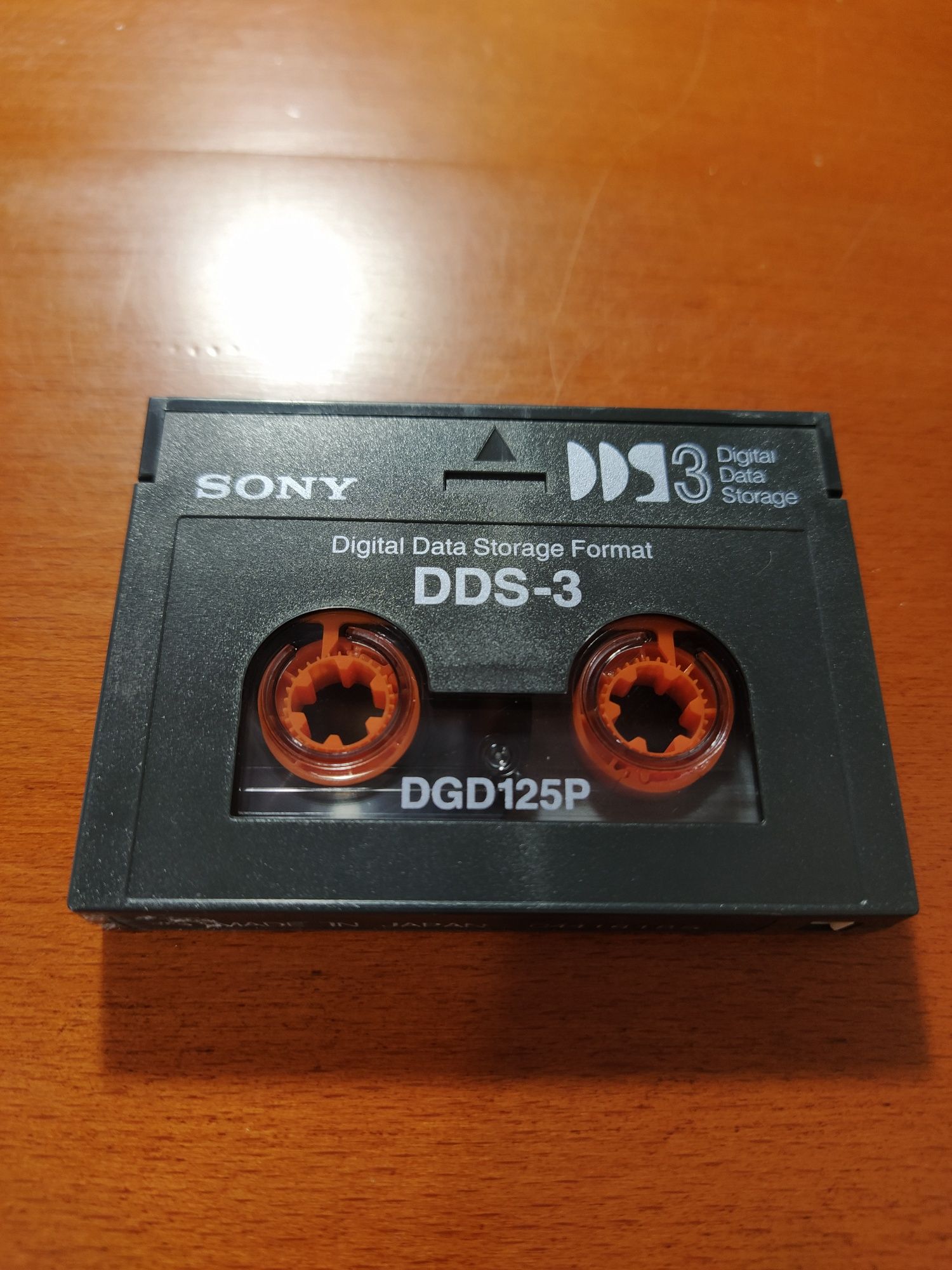 4 Tapes backup sony