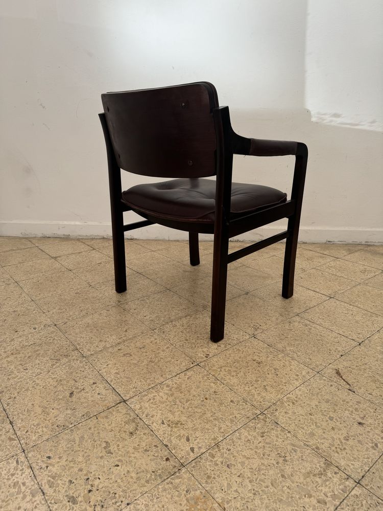 Vintage armchair by architect José Daniel Santa Rita