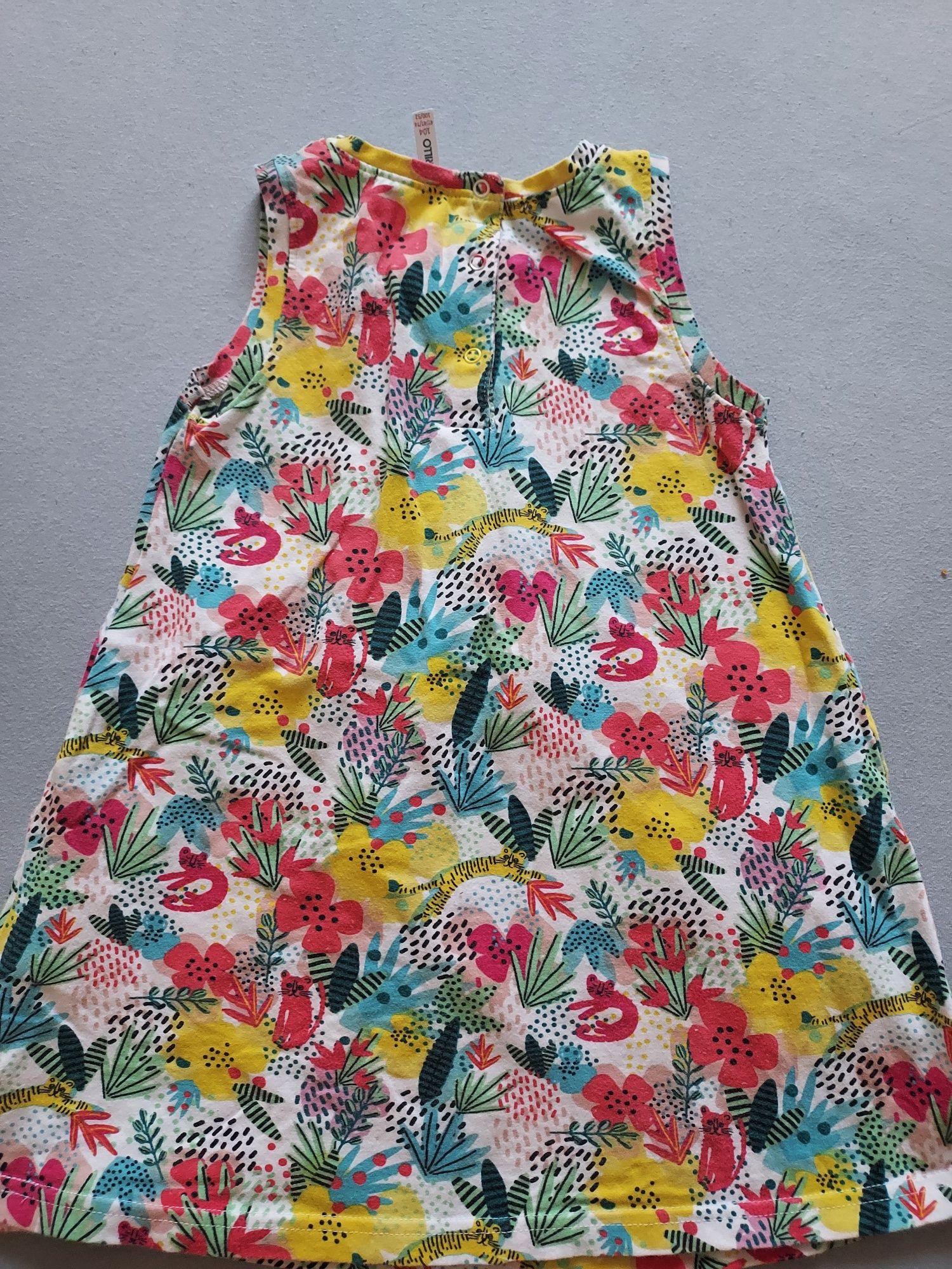 Sukienka letnia coccodrillo 104
