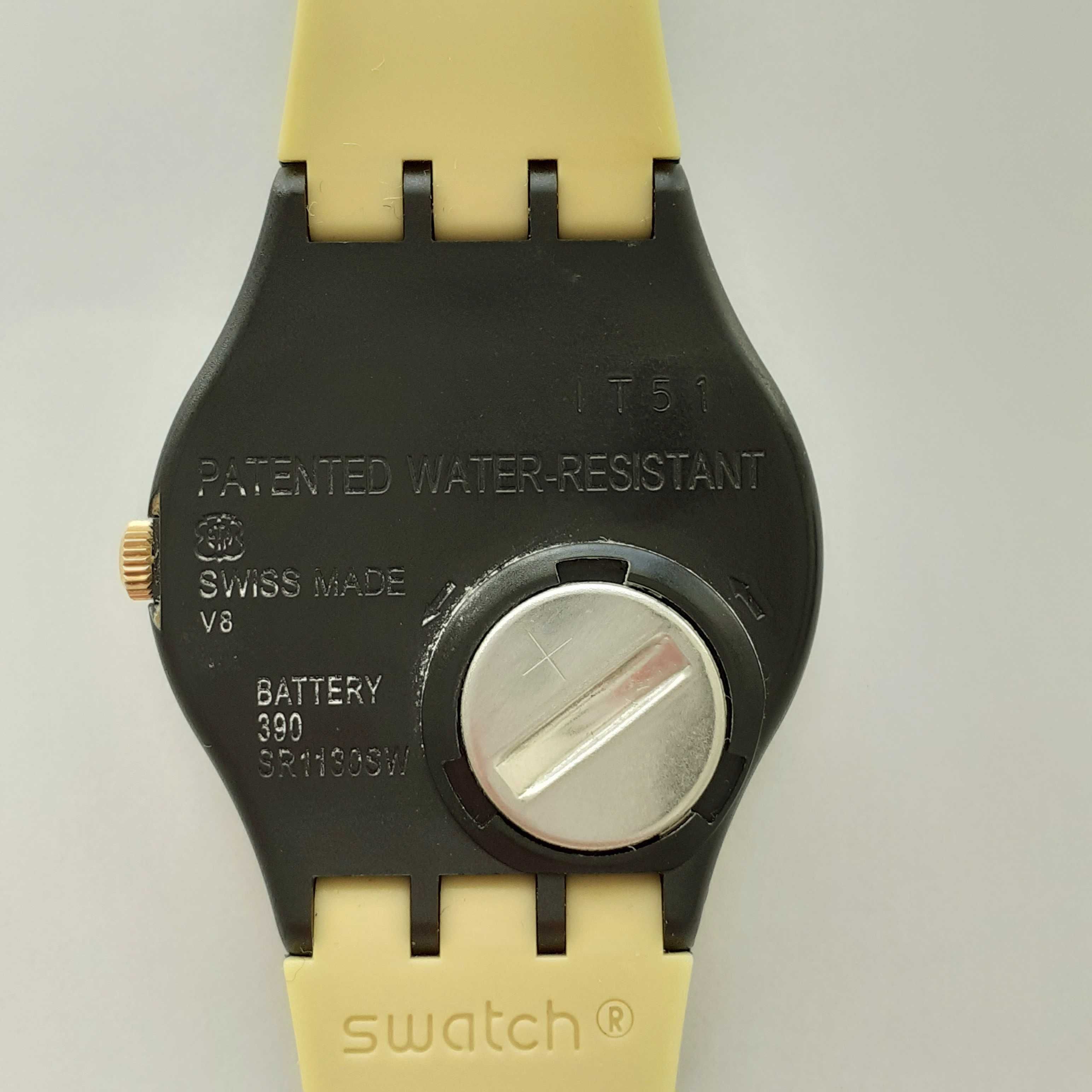 Zegarek Swatch ze złotym cyferblatem