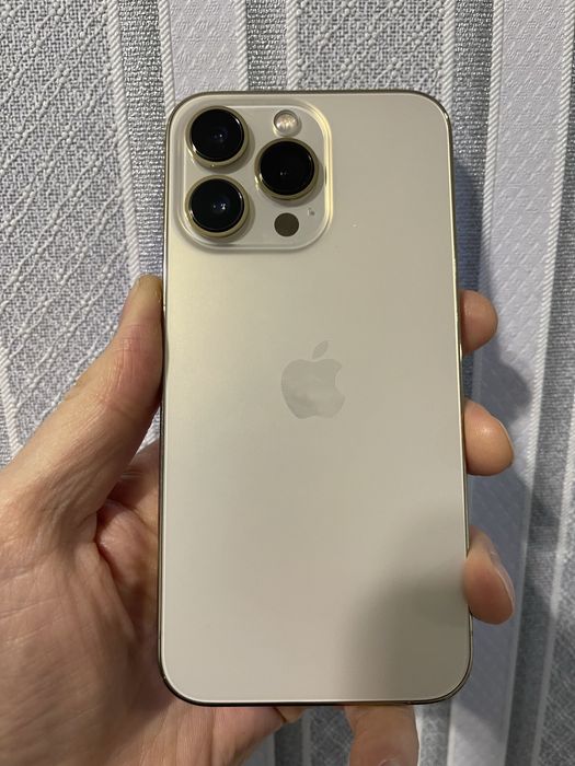 Apple iPhone 13 pro 128 gb. Неверлок, акб 90%