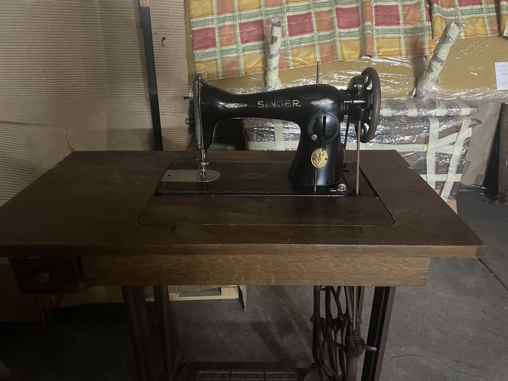 Máquina de costura Singer