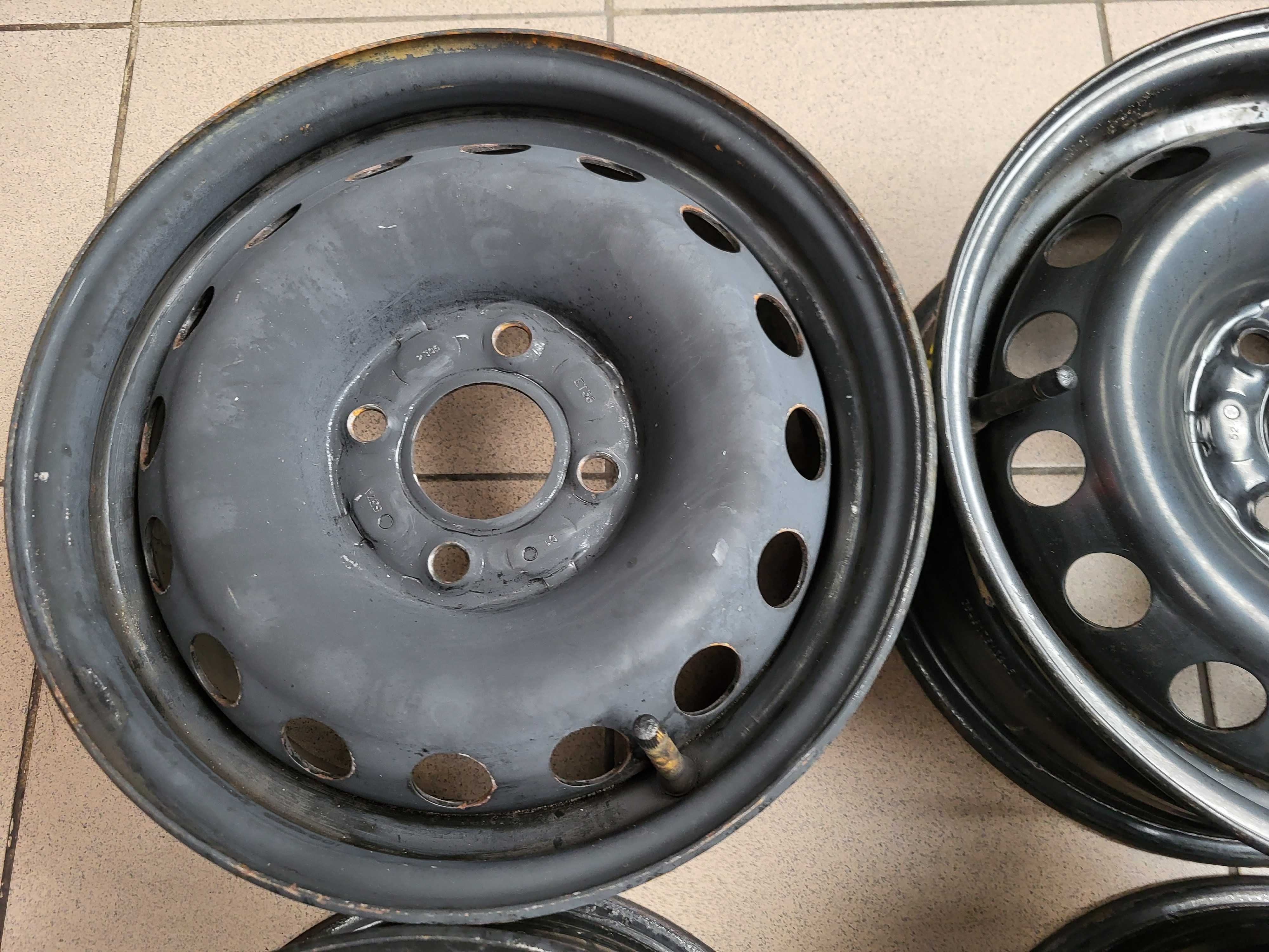 FELGA FELGI r13 (S(S30/24)004 RENAULT Clio 4x100 5,5x13 ET36 1szt