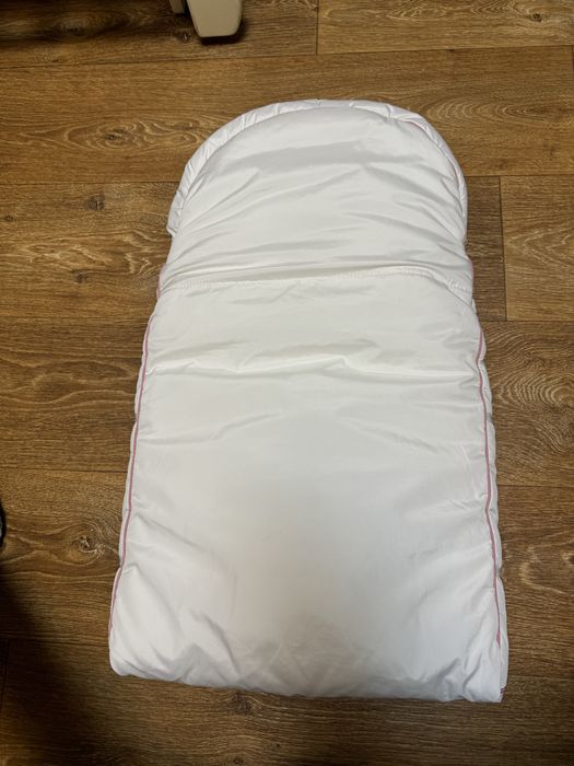 Конверт на виписку дівчинка