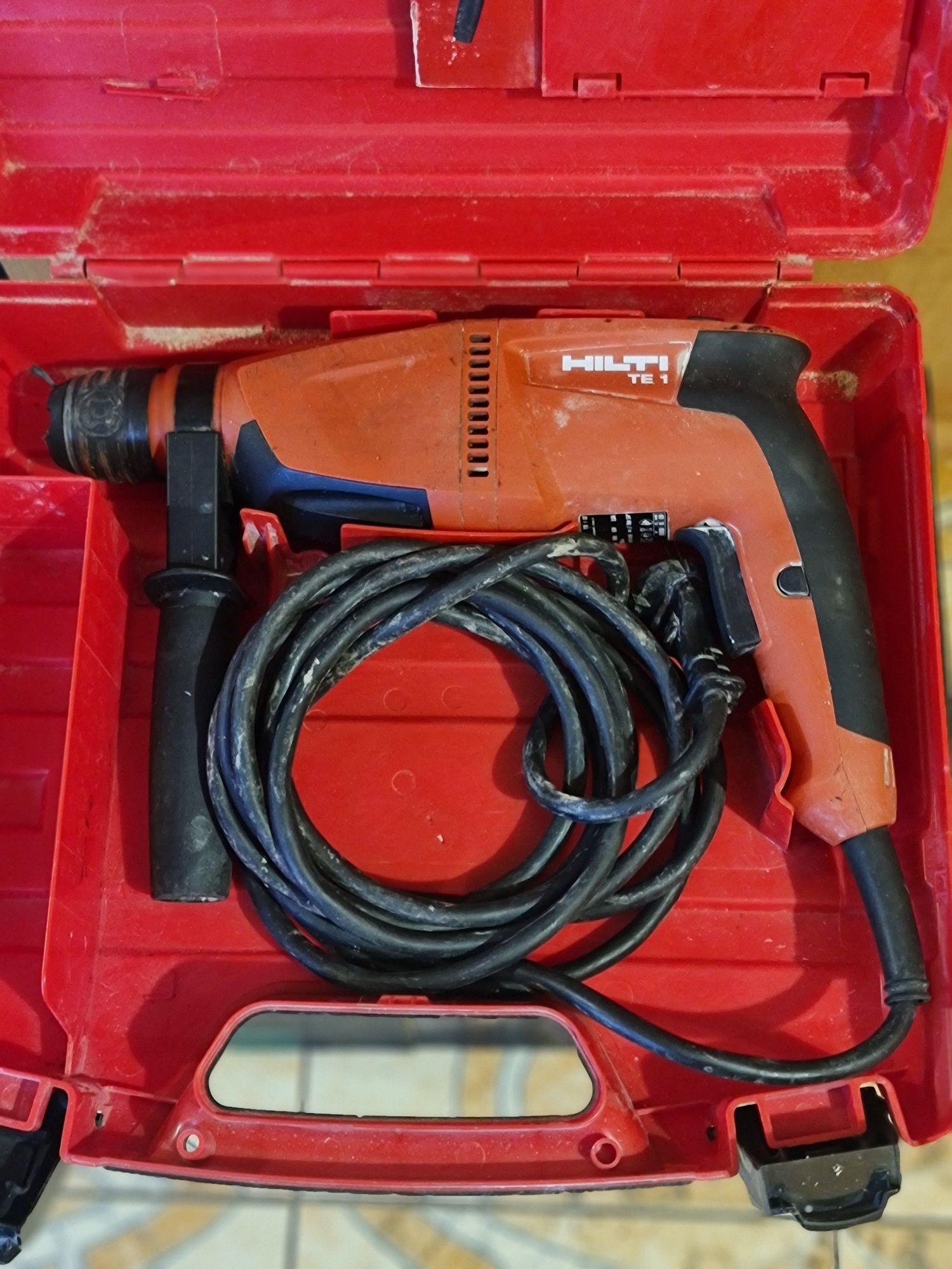 HILTI  mlotowiertarka TE1