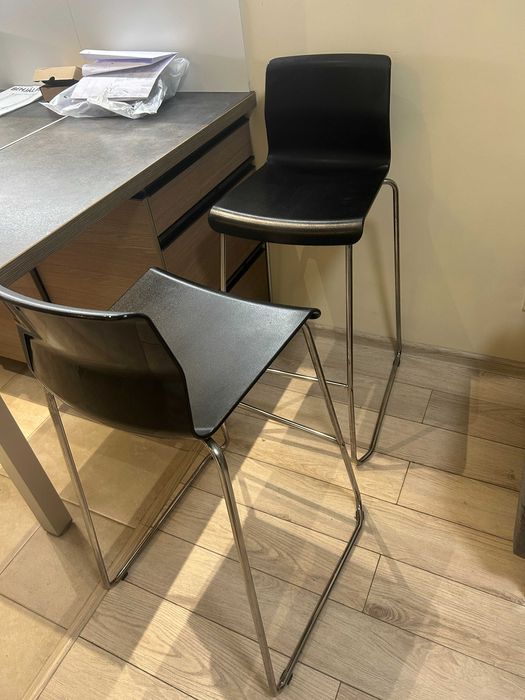 GLENN IKEA  stołek barowy (hoker) czarny wysokość 66 cm