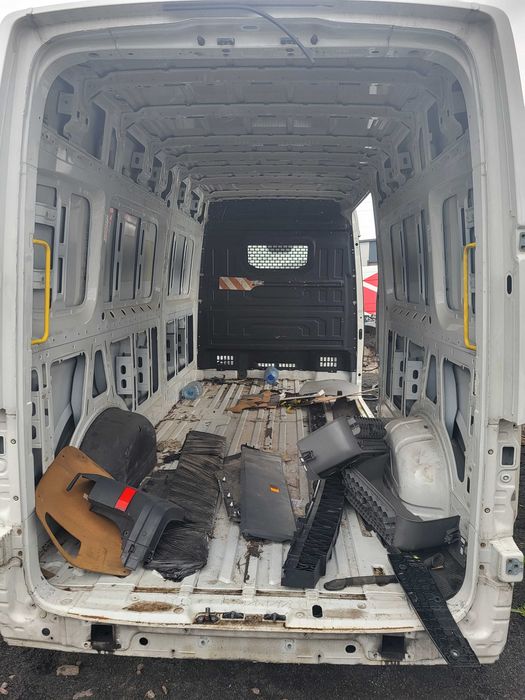 Кузов кузовні елементи четверть кузова Crafter Man TGI 2019