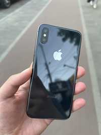 продам Apple iPhone X 64gb все працює 77% акб тріщина на екрані