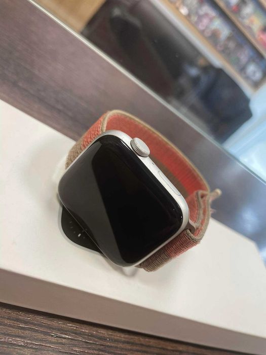 APPLE Watch SE 44mm