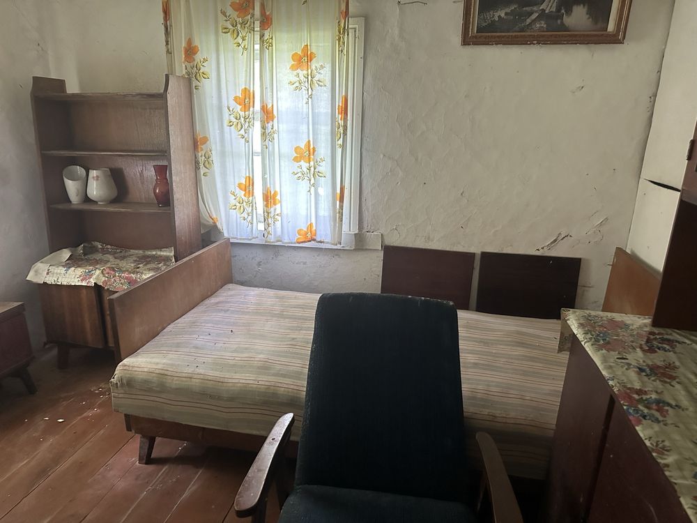 Продам земельну ділянку разом із будиночком у селі Рудка