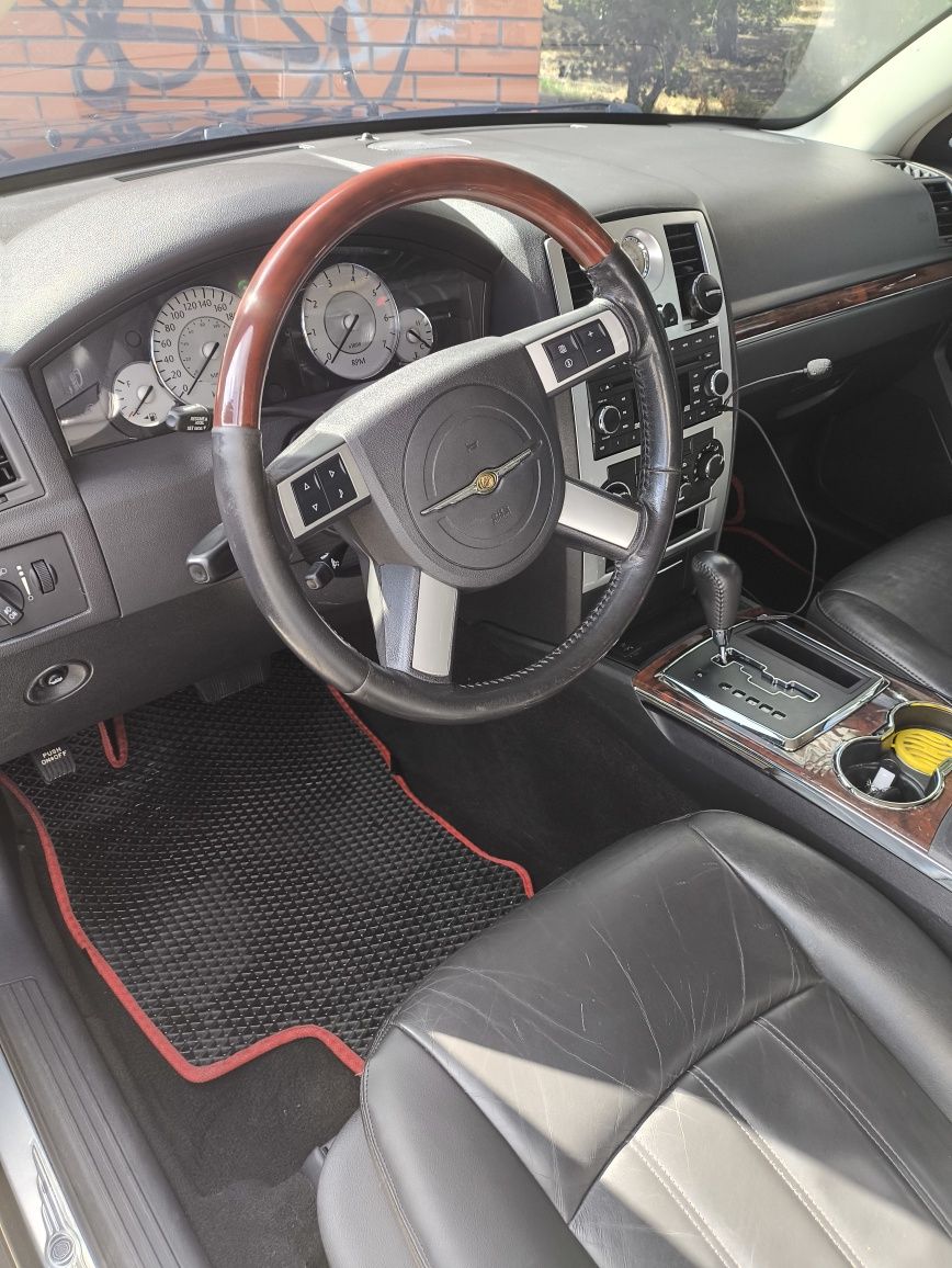 Chrysler 300c 2.7 2008р