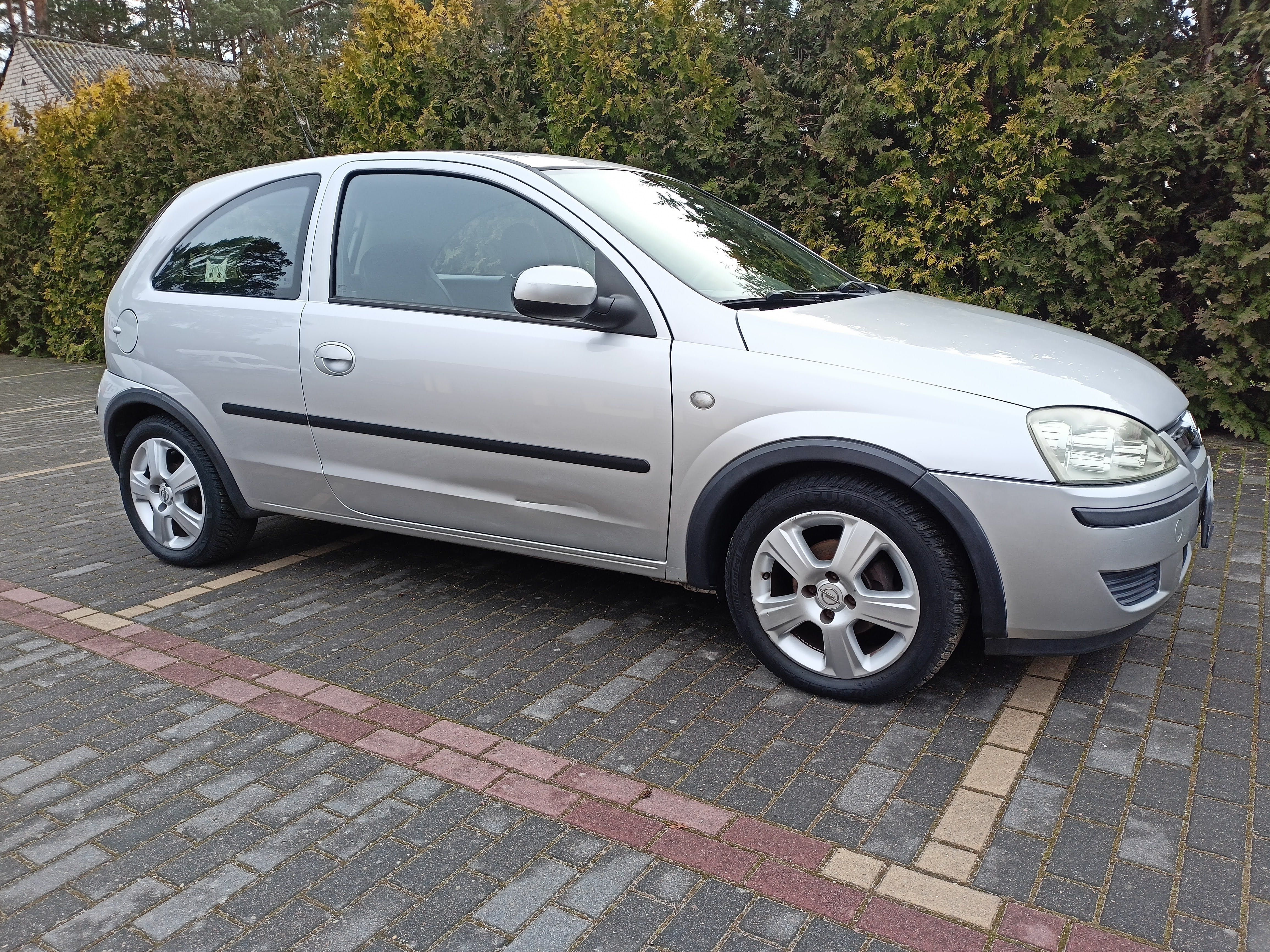 Opel Corsa C 1.0 benz 58 KM 2004r 97000 km 1 wł klima