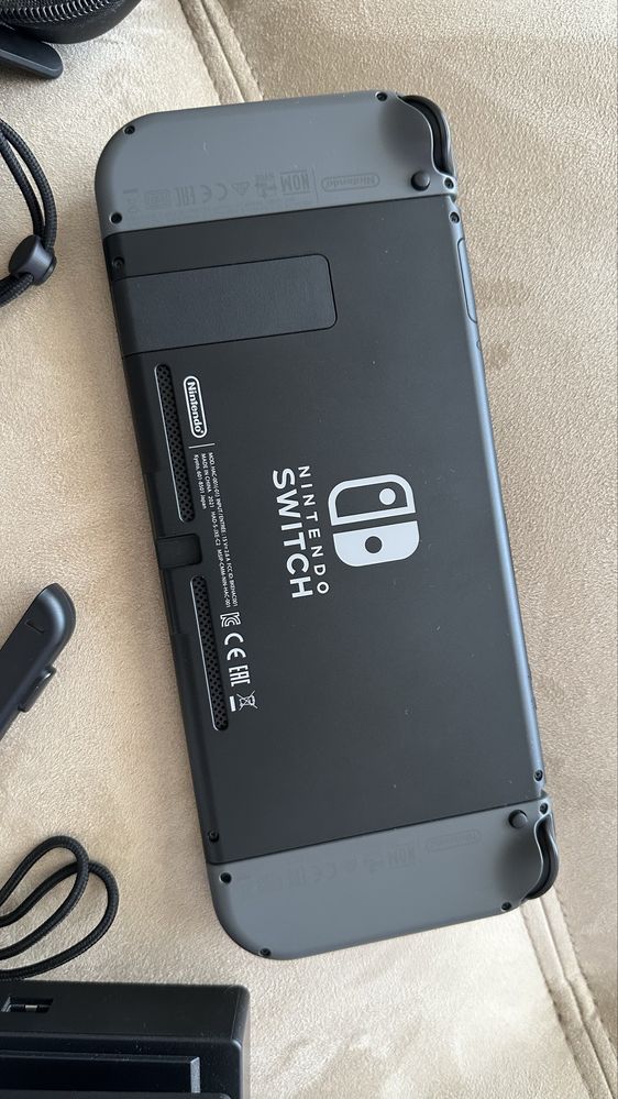 Nintendo Switch V2 128gb como nova