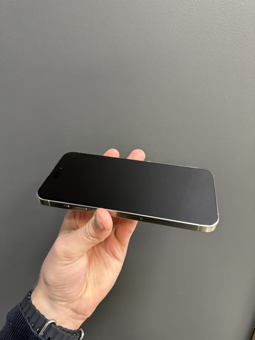 Б/у iPhone 15 Pro Max 256Gb Natural