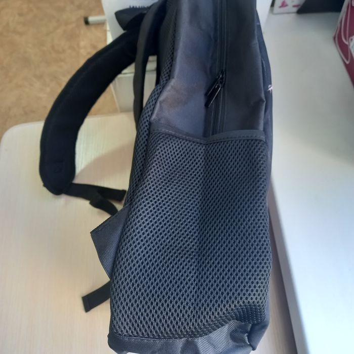 Продам рюкзак міський