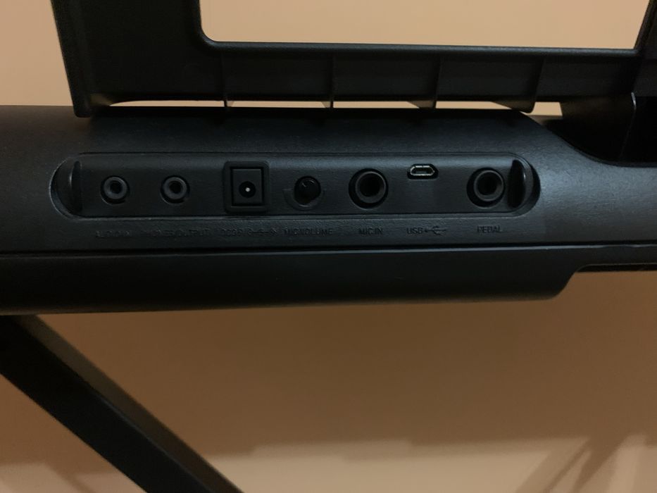 Синтезатор Casiotone LC-S250