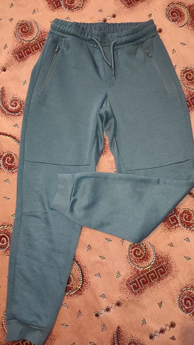 Костюм весна жіночий