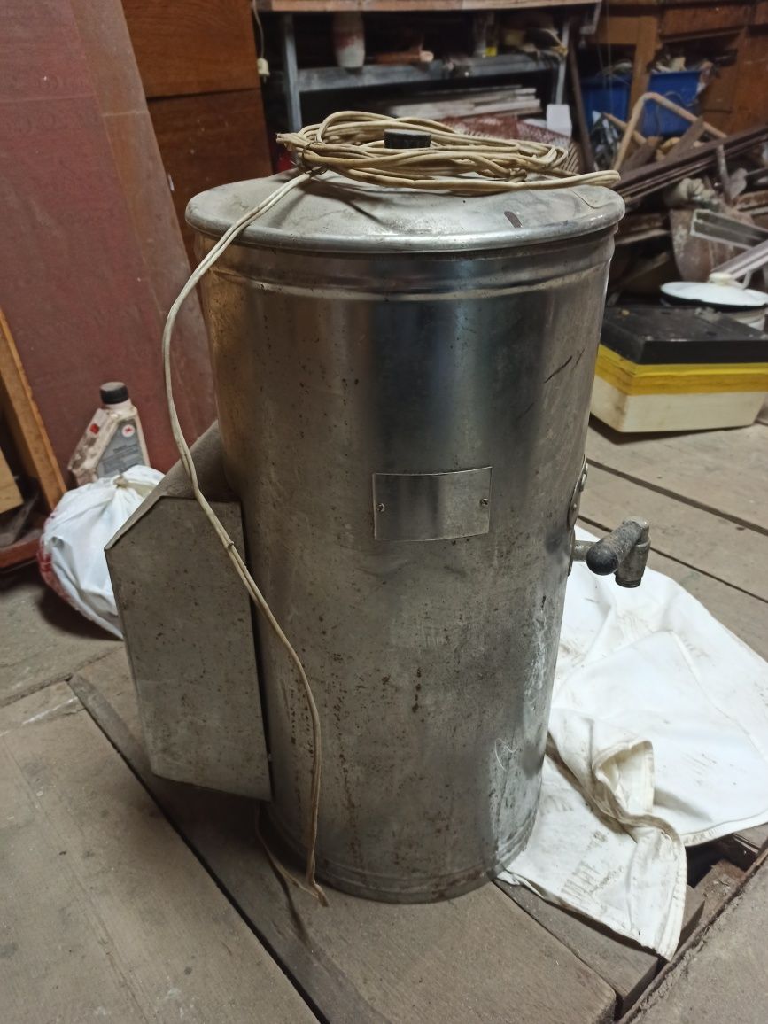 Кипятильник промисловий.
