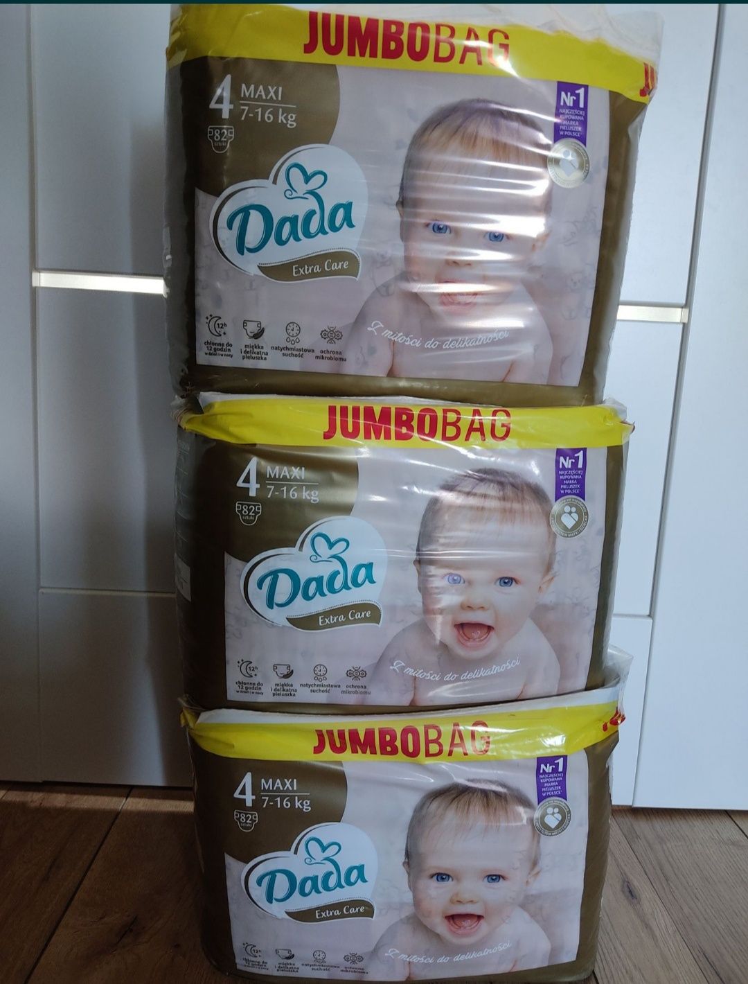 Pieluchy pieluszki pampersy Dada extra care 4 3x jumbobag