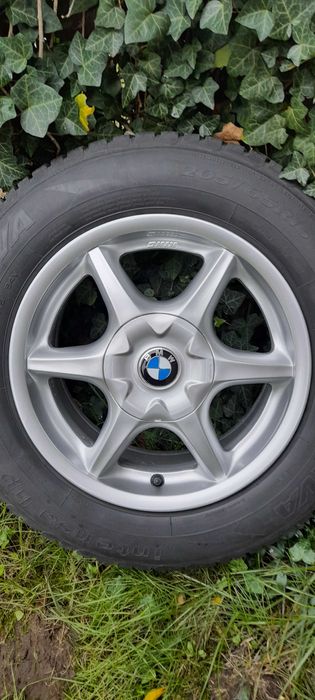 Felgi aluminiowe z oponami koła 15 5x120 BMW