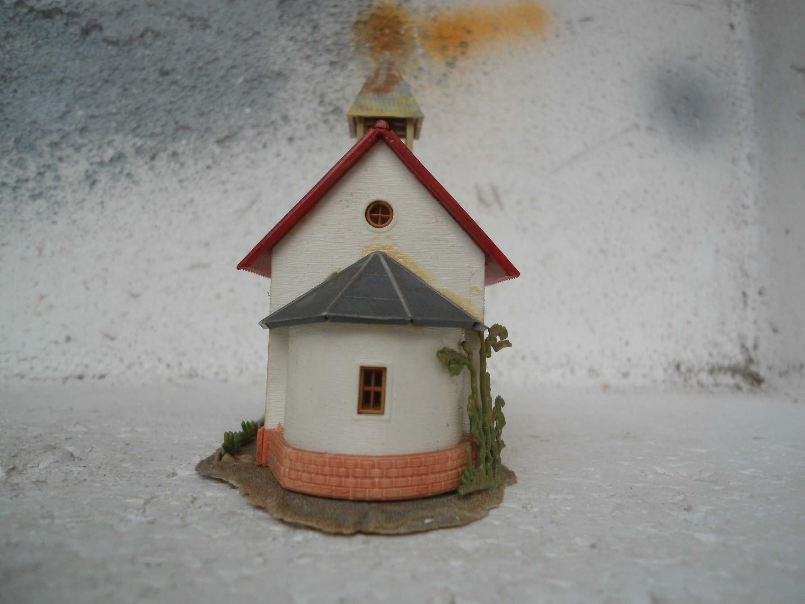 1:160 Pequena Igreja com muitos detalhes e interiores